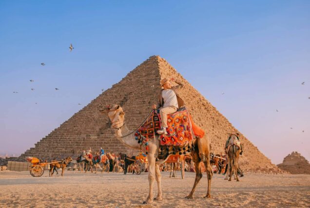 Privater 2 Tages-Ausflug nach Kairo, Gizeh, Pyramiden ab El Gouna